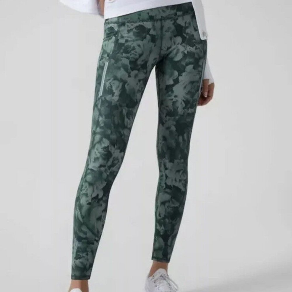 Athleta Rainier Printed Tight size 3X Spliced Minimalist Gray Green Floral